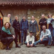 Photo de groupe des équipes de La Niche.