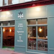 facade-restaurant-vegetarien-limoges-petite-graine