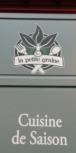 petite-graine-logo-facade